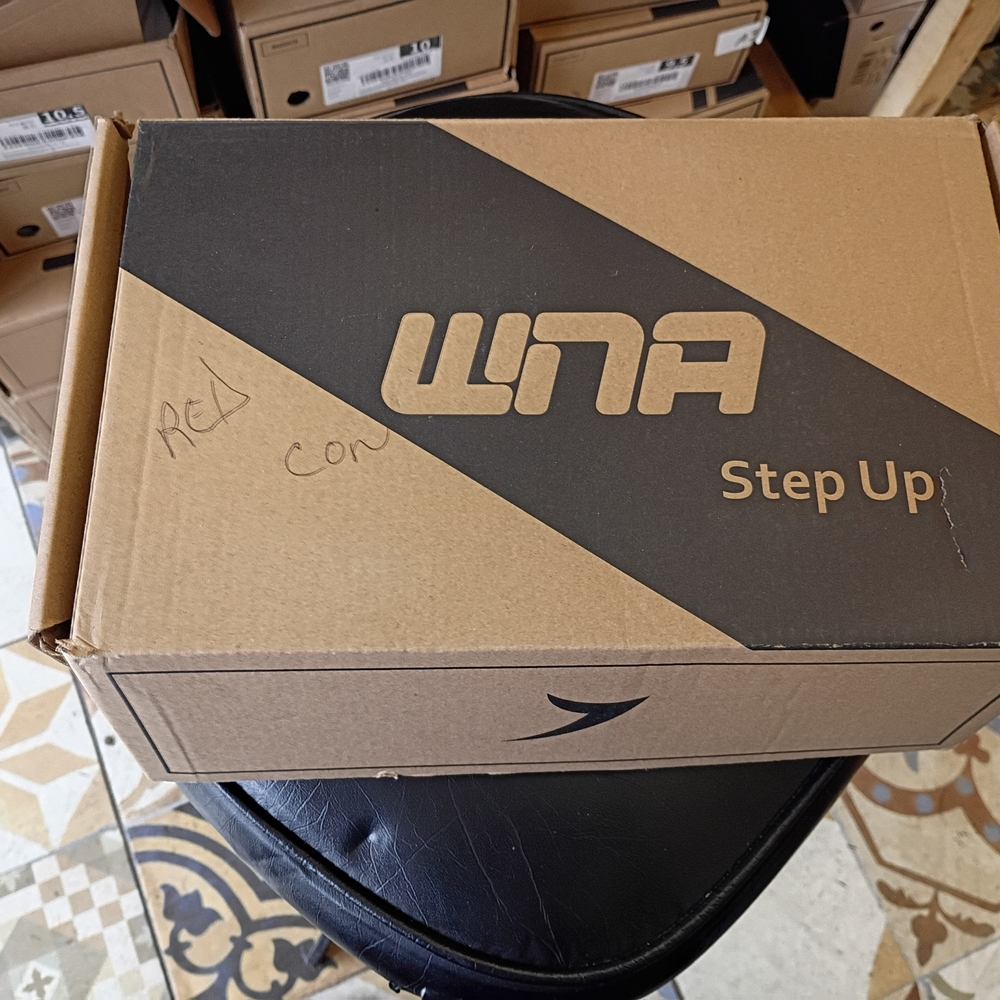 WNA women's Shoes - Picture 5 of 5